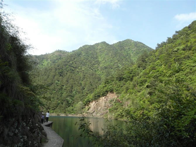 ��ɽ�Gˮ-�{�����